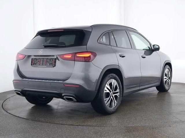 Gebraucht Mercedes GLA220 Advanced 190 PS (139 kW) 2024 Grau SUV