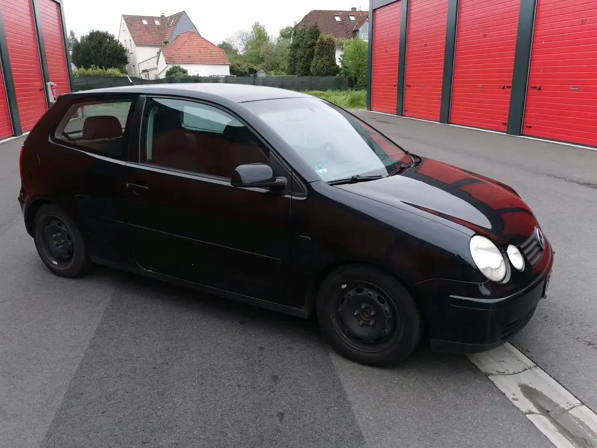 Gebraucht VW Polo 65 PS (47 kW) 2005 Schwarz Kleinwagen