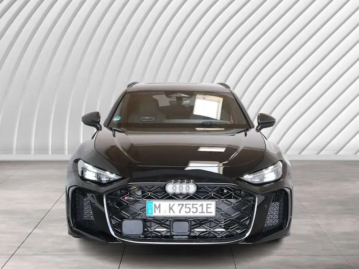 Gebraucht Audi RS5 639 PS (469 kW) 2026 Mythosschwarz metallic Kombi