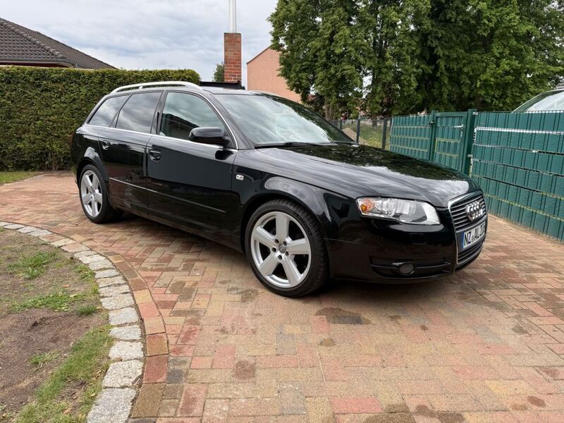 Schwarz Gebraucht 2005 Audi A4 Sport Kombi | 4.399 € (Etwas zu teuer) - Bild 1/4