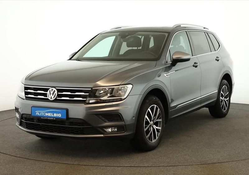 Platinum grey metallic Gebraucht 2020 VW Tiguan Allspace Comfortline SUV | 25.880 € (Guter Preis) - Bild 1/4