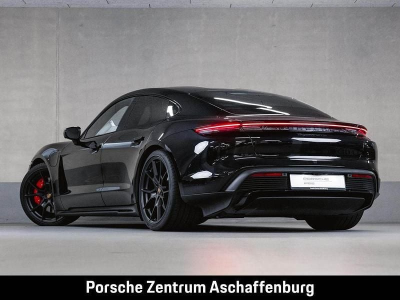Gebraucht Porsche Taycan GTS 439 kW (598 PS) 2023 Tiefschwarzmetallic Limousine