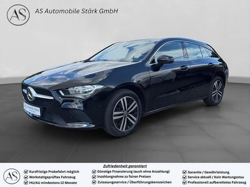 Schwarz Gebraucht 2022 Mercedes CLA250e Shooting Brake Kombi | 24.450 € (Guter Preis) - Bild 1/4