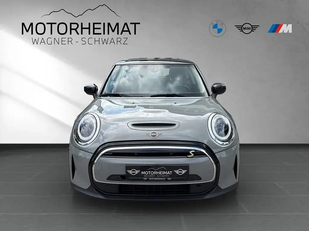 Gebraucht Mini Cooper SE Essential 135 kW (184 PS) 2022 Moonwalk grey metallic Kleinwagen