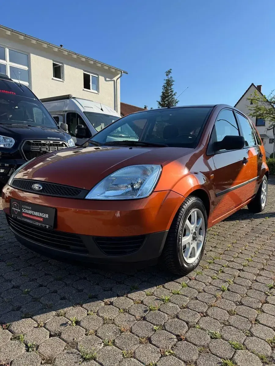Gebraucht Ford Fiesta 80 PS (58 kW) 2003 Orange Kleinwagen