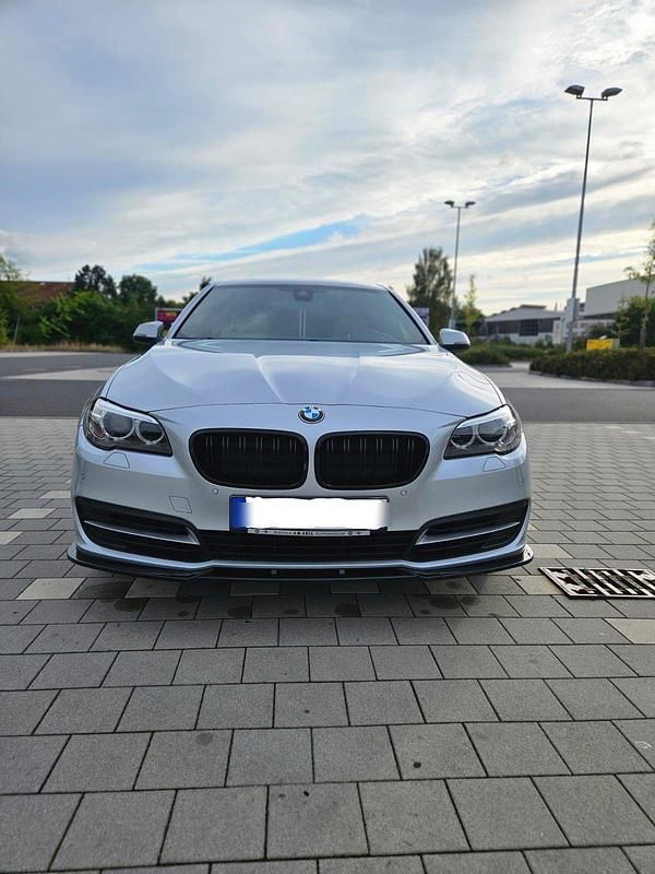 Gebraucht BMW 520 190 PS (139 kW) 2016 Silber Limousine