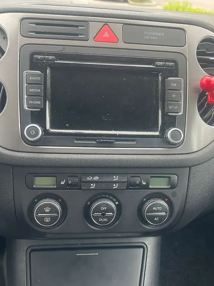 Gebraucht VW Tiguan Sport 150 PS (110 kW) 2008 Grau SUV