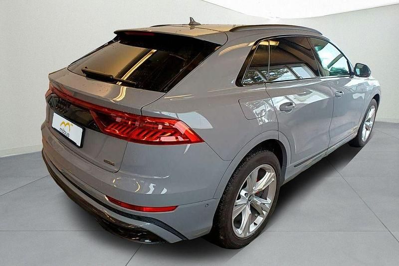 Gebraucht Audi Q8 Competition 286 PS (210 kW) 2023 Nardograu SUV