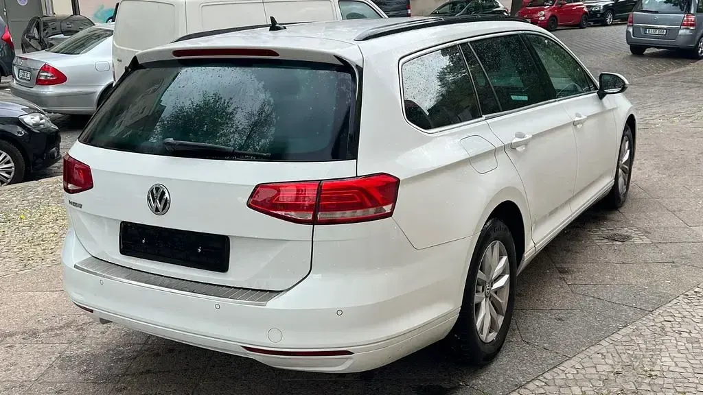 Usata VW Passat Highline 150 CV (110 kW) 2017 Bianco Station wagon