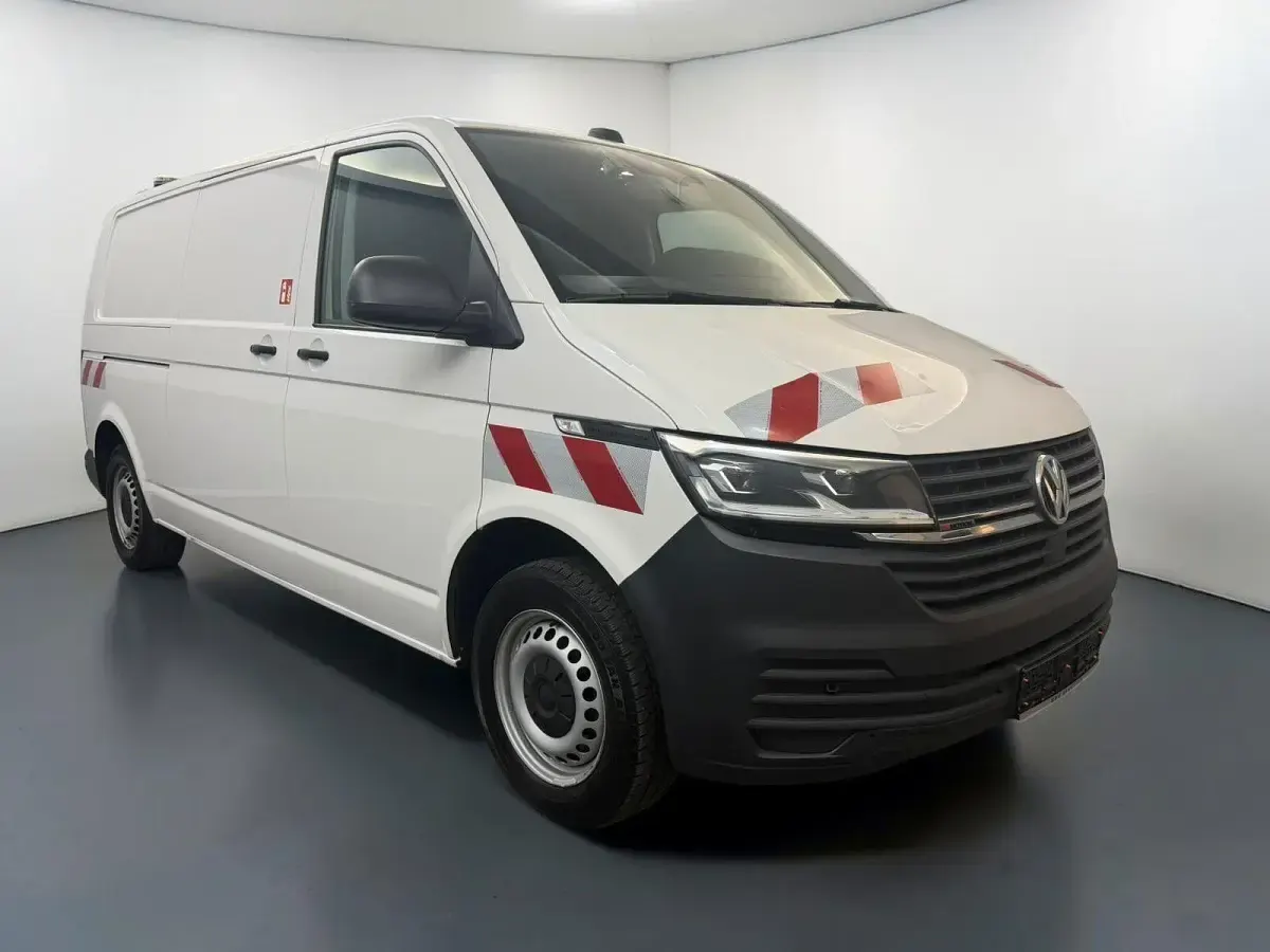 Gebraucht VW Transporter 150 PS (110 kW) 2022 Weiß Van