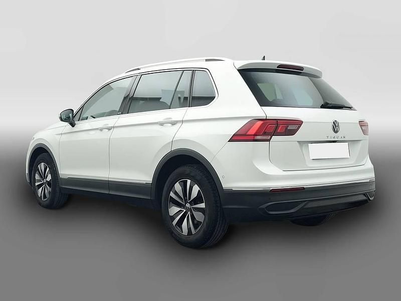 Gebraucht VW Tiguan Move 150 PS (110 kW) 2024 Weiß SUV