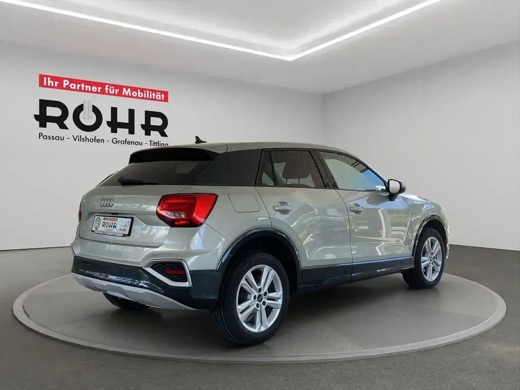 Gebraucht Audi Q2 Advanced 116 PS (85 kW) 2025 Tausilber metallic SUV