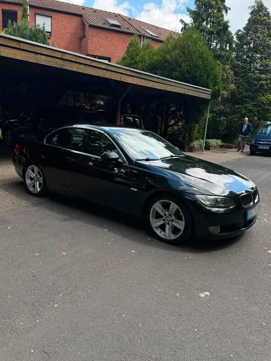 Gebraucht BMW 325 Cabriolet Performance 218 PS (160 kW) 2007 Schwarz Cabrio