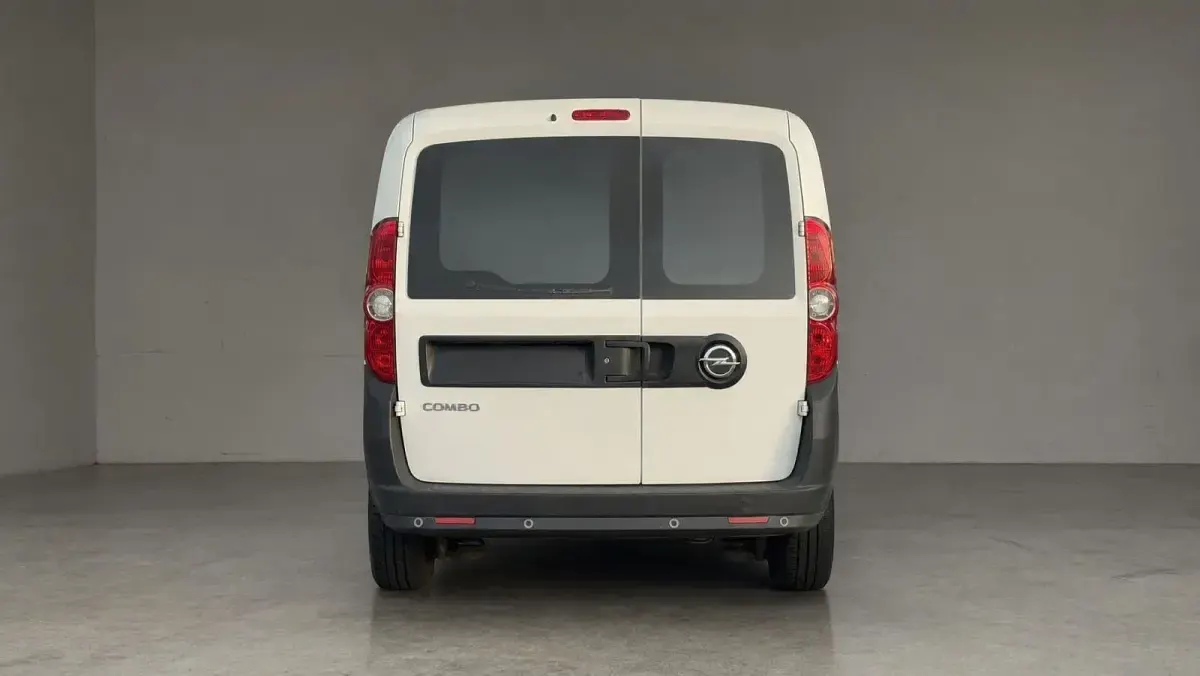 Gebraucht Opel Combo 95 PS (69 kW) 2018 Weiß Van / Kleinbus
