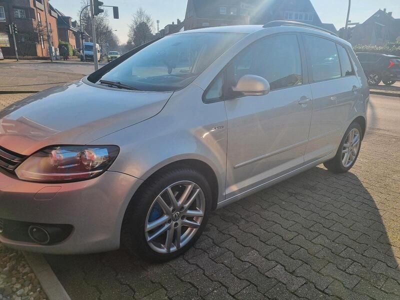 Silber Gebraucht 2013 VW Golf VI Life Limousine | 8.500 € (Fairer Preis) - Bild 1/4
