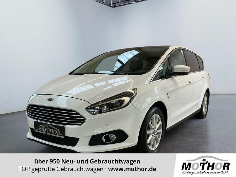 Frost weiss Gebraucht 2016 Ford S-MAX Titanium Van / Kleinbus | 20.975 € (Etwas zu teuer) - Bild 1/4