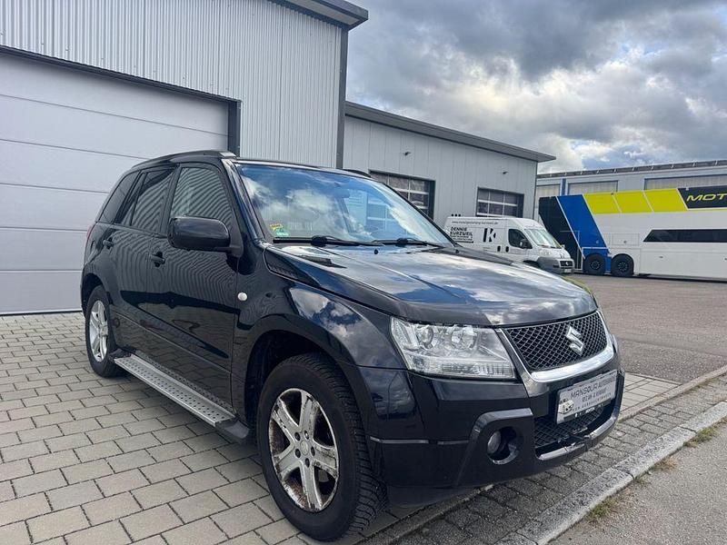 Schwarz Gebraucht 2007 Suzuki Grand Vitara Comfort SUV | 5.950 € (Fairer Preis) - Bild 1/4