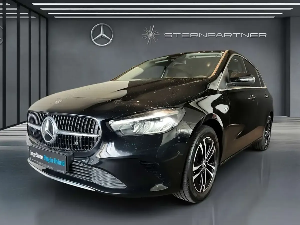 Brugt Mercedes E250 Progressive 163 HK (119 kW) 2025 Sort Sedan
