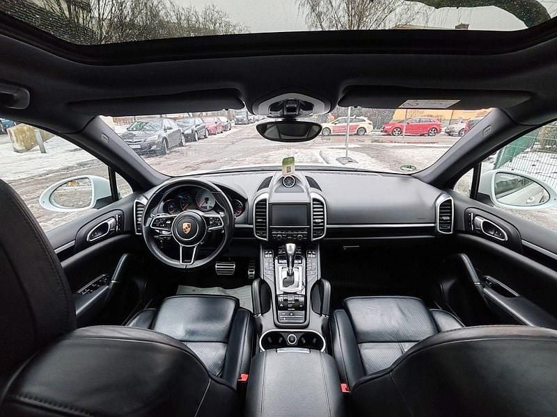 Gebraucht Porsche Cayenne S 385 PS (283 kW) 2016 Weiß SUV