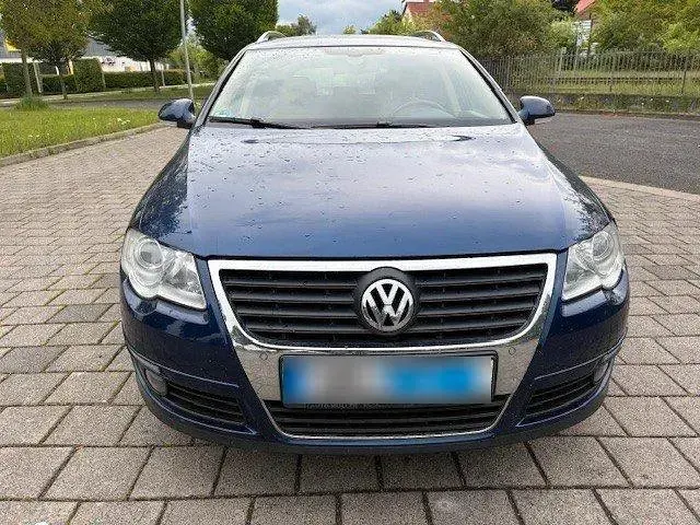 Gebraucht VW Passat 140 PS (102 kW) 2007 Blau Kombi