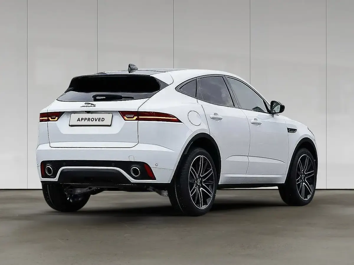 Używany Jaguar E-Pace R-Dynamic 253 KM (186 kW) 2024 Biały SUV