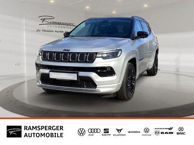 Grau (glacier metallic) Gebraucht 2022 Jeep Compass SUV | 29.490 € (Teuer) - Bild 1/4