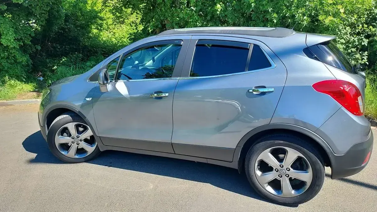 Gebraucht Opel Mokka Innovation 140 PS (102 kW) 2014 Grau SUV