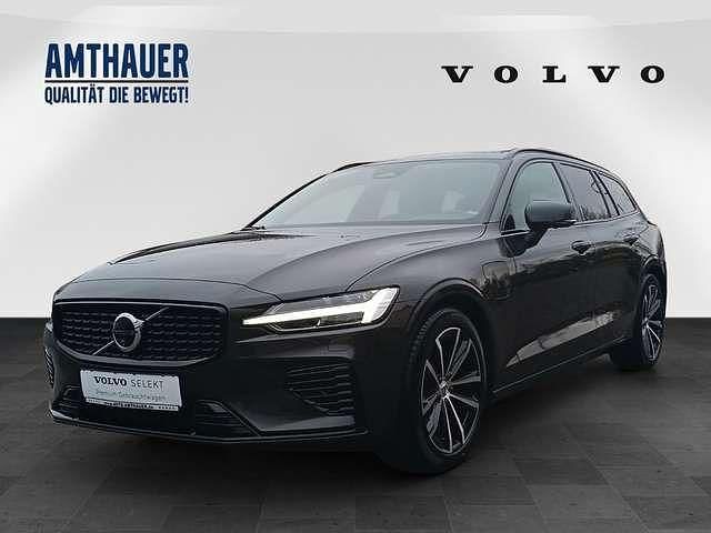 Grau Gebraucht 2020 Volvo V60 Core Kombi | 42.450 € (Fairer Preis) - Bild 1/4