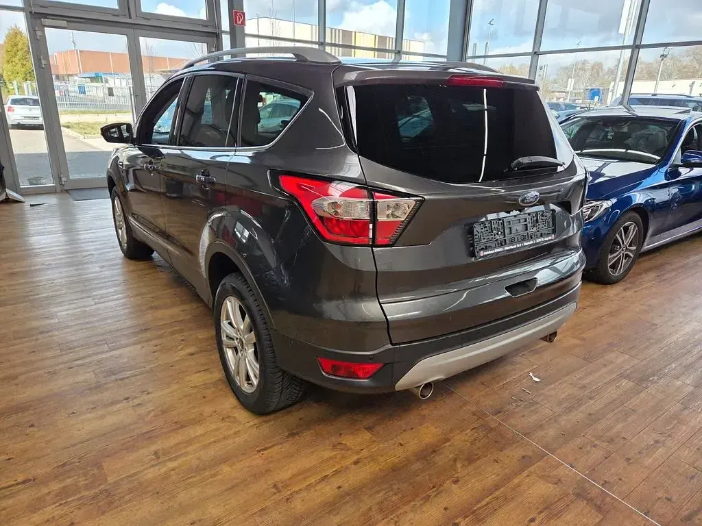 Gebraucht Ford Kuga Cool & Connect 120 PS (88 kW) 2018 Grau SUV