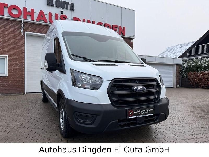 Gebraucht Ford Transit Trend 131 PS (96 kW) 2022 Weiß Van / Kleinbus