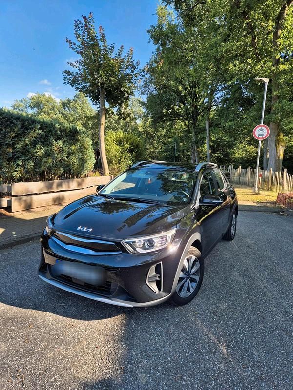 Schwarz Gebraucht 2024 Kia Stonic SUV | 18.000 € (Guter Preis) - Bild 1/4