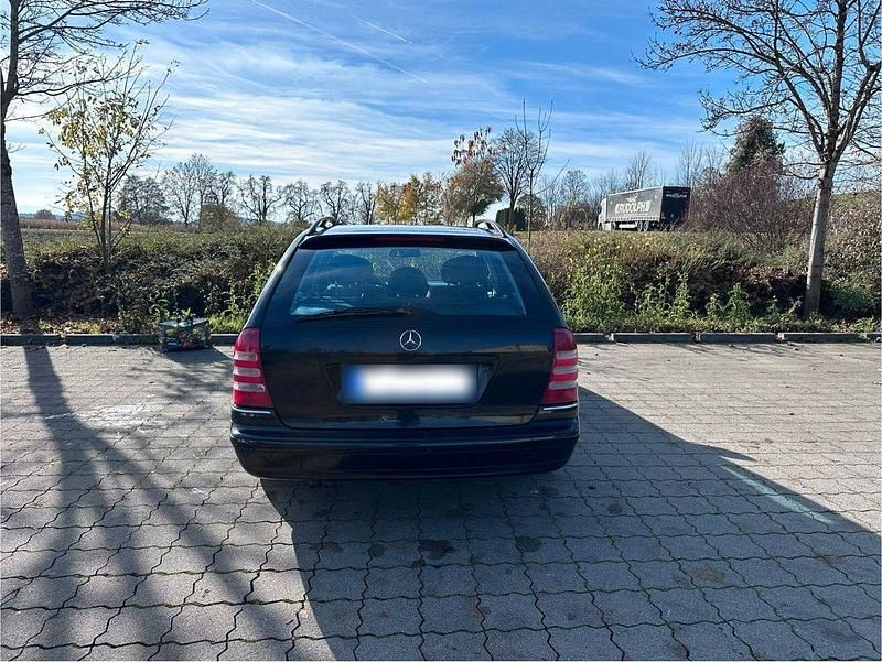 Gebraucht Mercedes C200 163 PS (119 kW) 2001 Schwarz Kombi