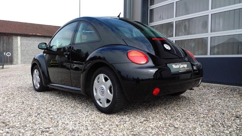 Gebraucht VW New Beetle Style 102 PS (75 kW) 2003 Schwarz Kleinwagen