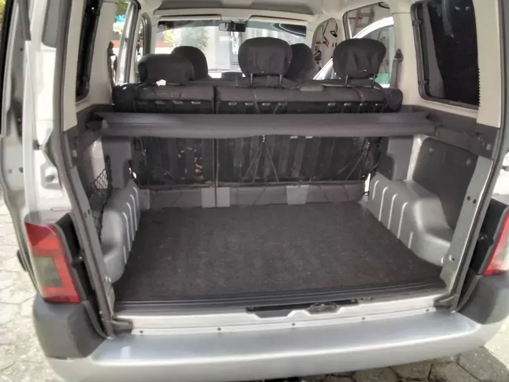 Gebraucht Peugeot Partner 109 PS (80 kW) 2005 Silber Van / Kleinbus