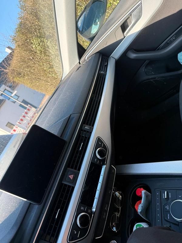 Gebraucht Audi A4 150 PS (110 kW) 2018 Weiß Kombi