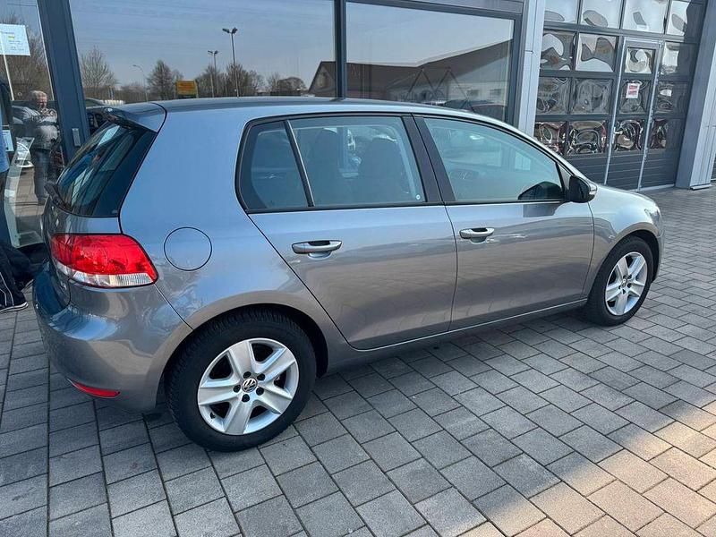 Gebraucht VW Golf VI Comfortline 122 PS (89 kW) 2009 Grau Kleinwagen