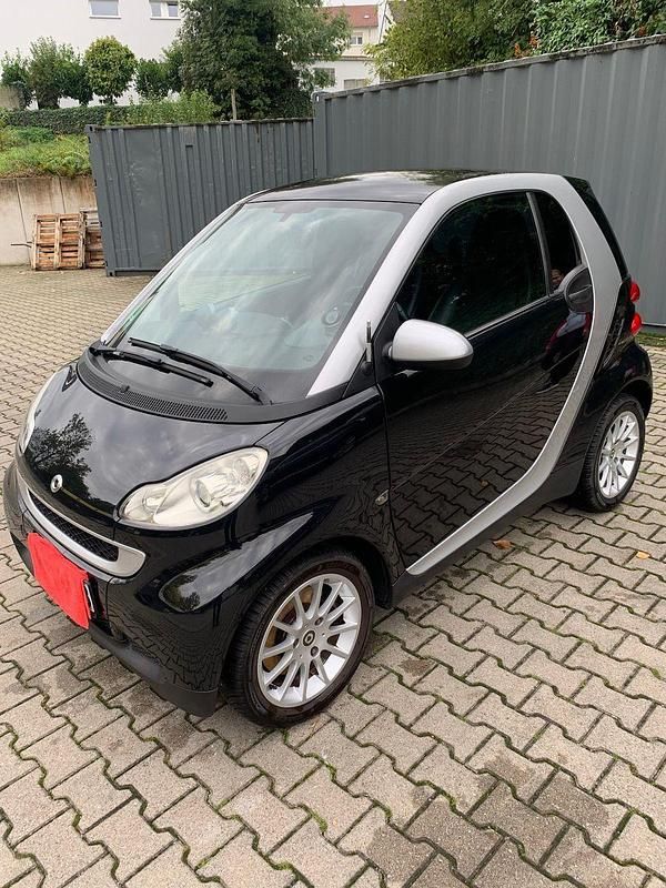 Grau Gebraucht 2007 Smart ForTwo Coupé Passion Coupé | 3.750 € (Fairer Preis) - Bild 1/4