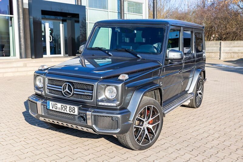 Grau Gebraucht 2017 Mercedes G63 AMG AMG SUV | 83.500 € (Guter Preis) - Bild 1/4