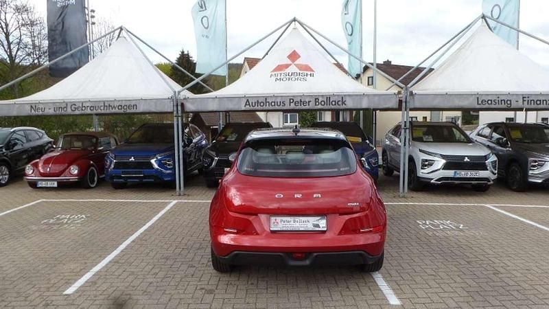 Neu Ora 03 Pro+ 125 kW (171 PS) 2025 Mars red/starry black Kleinwagen