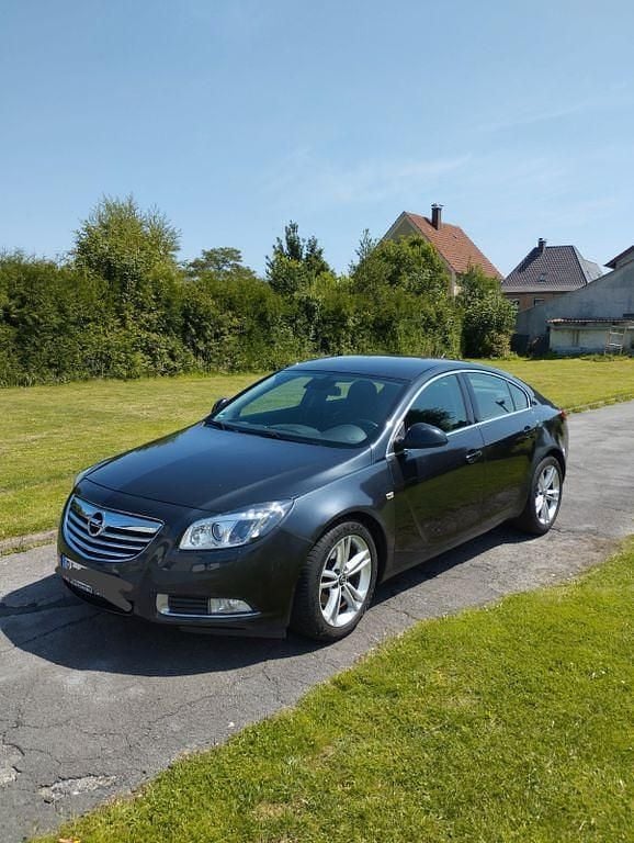 Schwarz Gebraucht 2009 Opel Insignia Sport Limousine | 4.000 € (Superpreis) - Bild 1/4