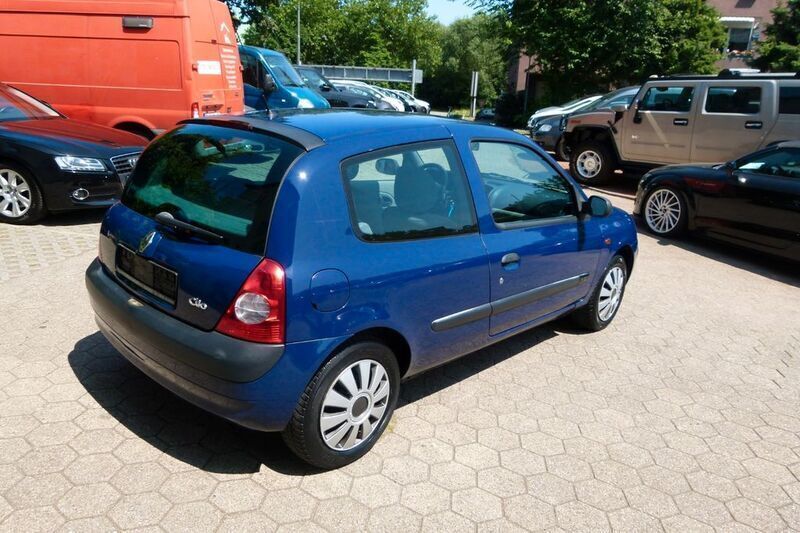Gebraucht Renault Clio II 58 PS (42 kW) 2002 Blau Kleinwagen