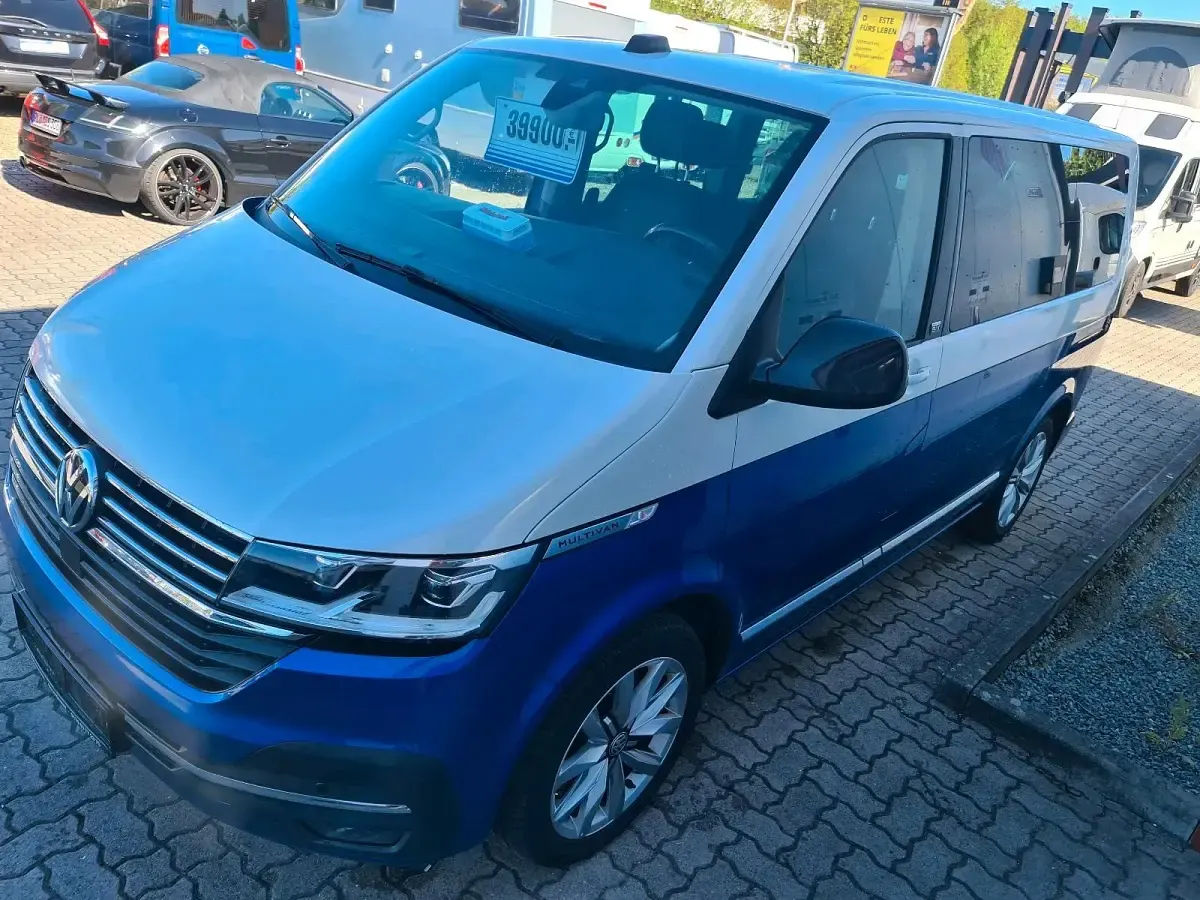 Gebraucht VW Multivan 199 PS (146 kW) 2020 Blau Van / Kleinbus