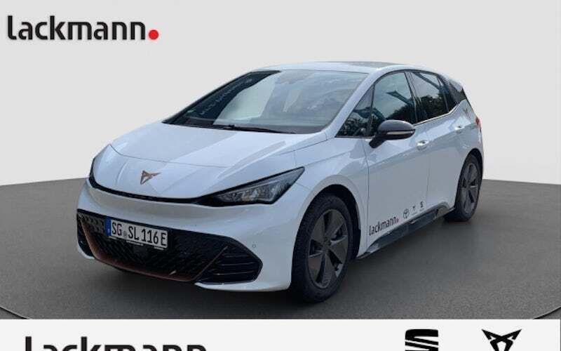 Weiss Gebraucht 2023 Cupra Born Kleinwagen | 29.990 € (Etwas zu teuer) - Bild 1/4