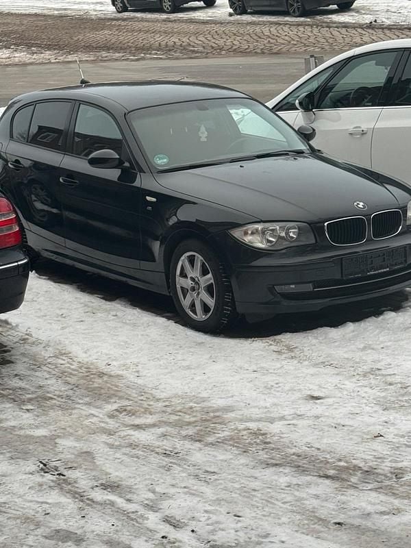 Schwarz Gebraucht 2008 BMW 120 Kleinwagen | 4.500 € (Guter Preis) - Bild 1/4
