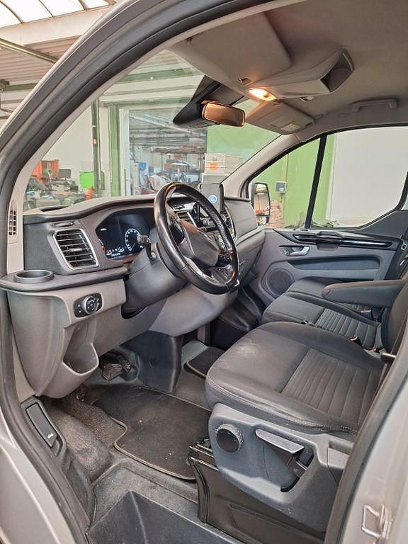 Gebraucht Ford Transit Custom 170 PS (125 kW) 2019 Silber Van / Kleinbus