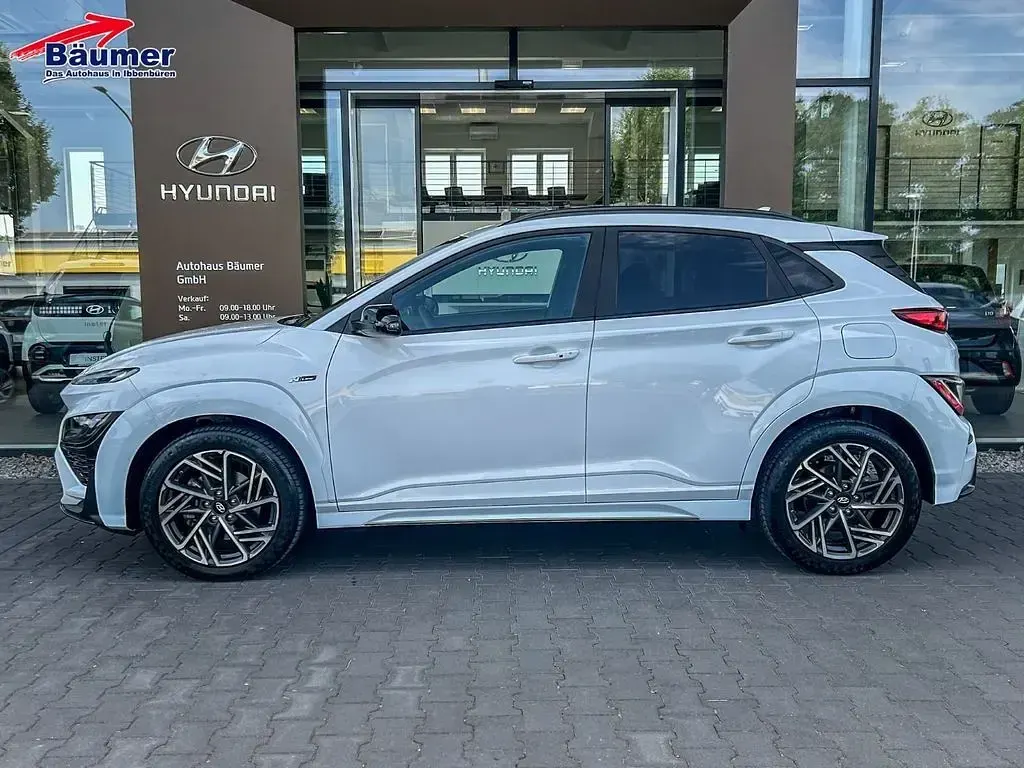 Gebraucht Hyundai Kona N Line 120 PS (88 kW) 2023 Weiß SUV