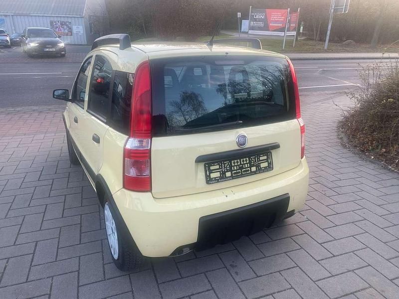 Gebraucht Fiat Panda Active 54 PS (39 kW) 2009 Mambo gelb Kleinwagen