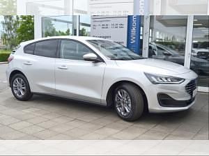 Neu Ford Focus Titanium 125 PS (91 kW) 2025 Silber (moondust silver metallic) Limousine