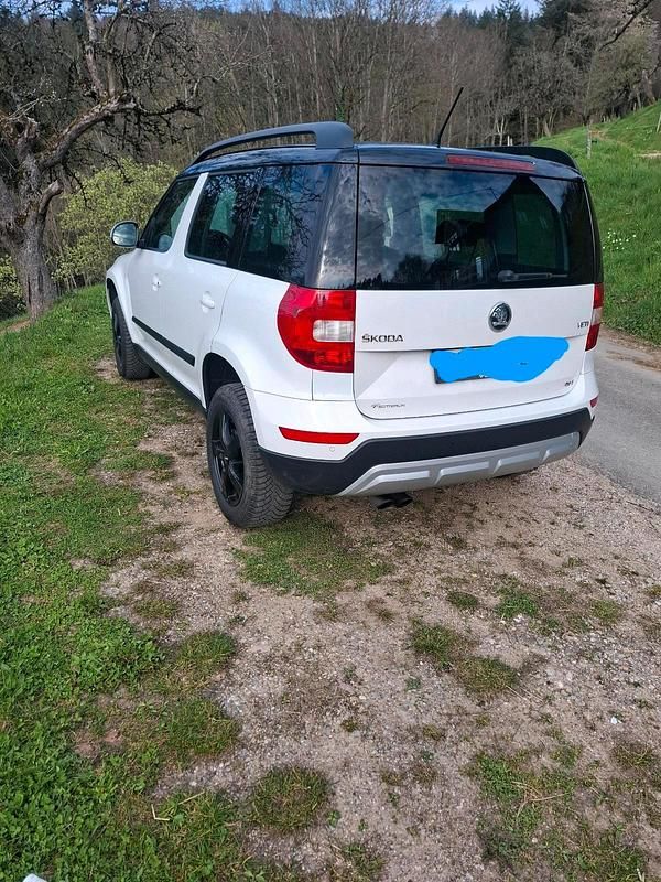 Gebraucht Skoda Yeti 160 PS (117 kW) 2014 Weiß SUV