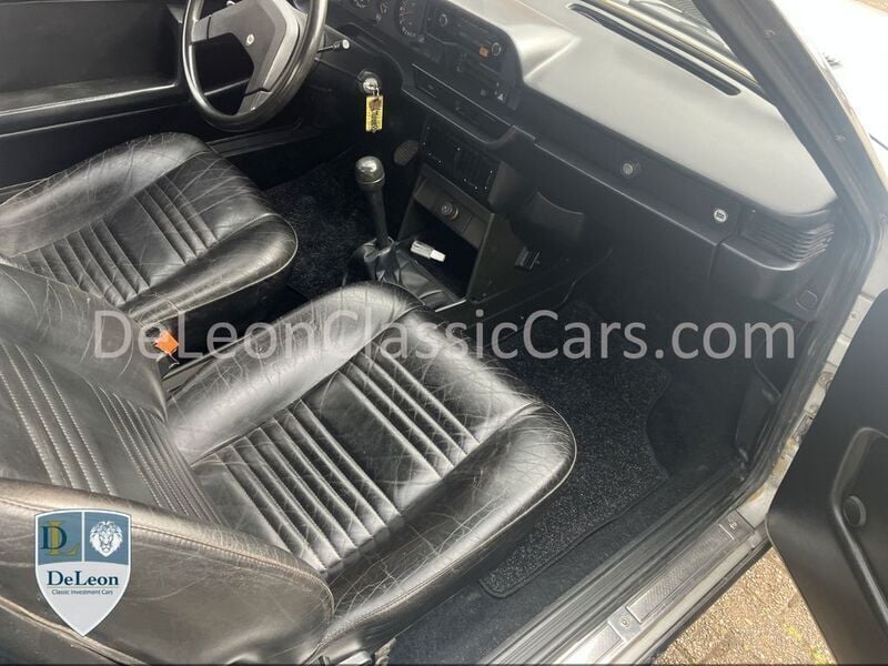 Usata Lancia 2000 110 CV (80 kW) 1979 Argento Cabrio